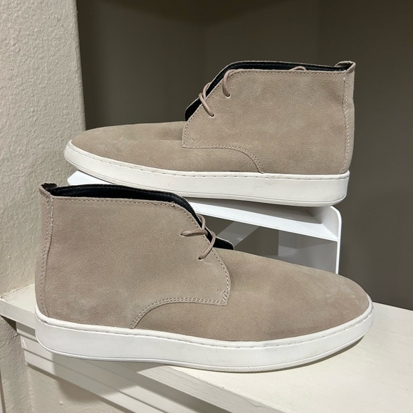 Abound Nordstrom Suede Chukka Boot 2-Eye Lace Up Men's 7M Beige Tried On - Picture 1 of 10